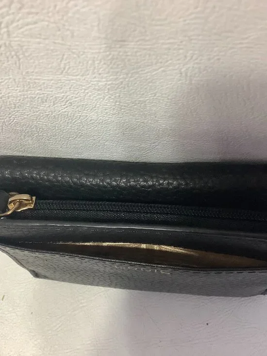 Lodis RFID Bifold Wallet Pebbled Leather 4.5" x 4" Closed - Picture 3 of 6